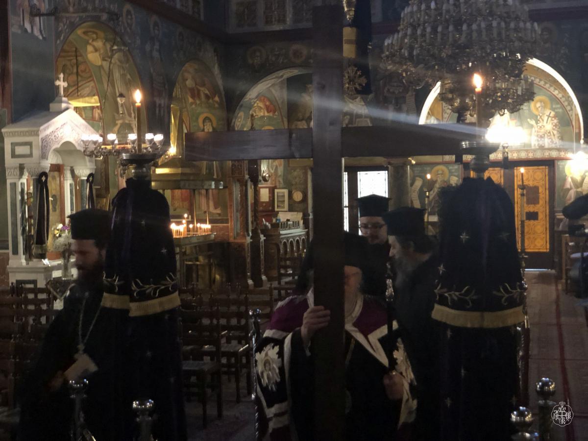 Ο Δ΄ ΚΑΤΑΝΥΚΤΙΚΟΣ ΕΣΠΕΡΙΝΟΣ ΣΤΟΝ ΜΗΤΡΟΠΟΛΙΤΙΚΟ ΙΕΡΟ ΝΑΟ ΑΓΙΟΥ ΝΙΚΟΛΑΟΥ ΚΑΙΣΑΡΙΑΝΗΣ