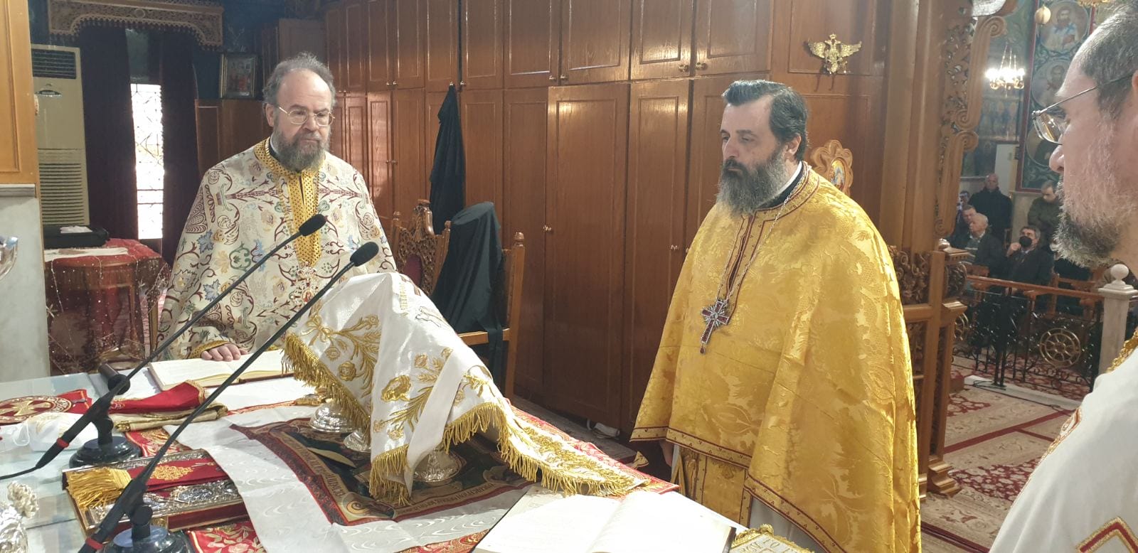 ΚΥΡΙΑΚΗ ΤΟΥ ΑΣΩΤΟΥ Ο ΙΕΡΟΚΗΡΥΚΑΣ ΤΗΣ ΙΕΡΑΣ ΜΗΤΡΟΠΟΛΕΩΣ ΜΑΣ,ΠΑΝΟΣΙΟΛΟΓΙΩΤΑΤΟΣ ΑΡΧΙΜΑΝΔΡΙΤΗΣ κ. ΚΑΛΛΙΝΙΚΟΣ ΝΙΚΟΛΑΟΥ ΣΤΟΝ ΙΕΡΟ ΝΑΟ ΑΓΙΟΥ ΓΕΩΡΓΙΟΥ ΚΑΡΕΑ