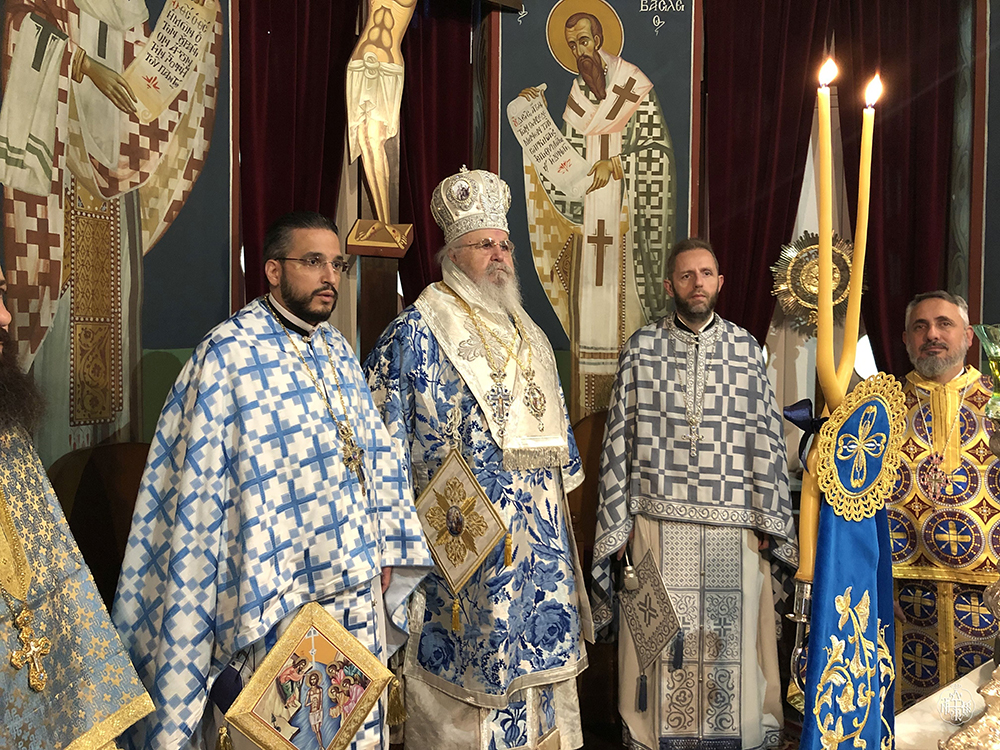 ΠΑΡΑΜΟΝΗ ΘΕΟΦΑΝΕΙΩΝ Ο ΣΕΒΑΣΜΙΩΤΑΤΟΣ ΜΗΤΡΟΠΟΛΙΤΗΣ ΜΑΣ ,ΣΤΟΝ ΙΕΡΟ ΝΑΟ ΑΓΙΑΣ ΤΡΙΑΔΟΣ ΒΥΡΩΝΟΣ