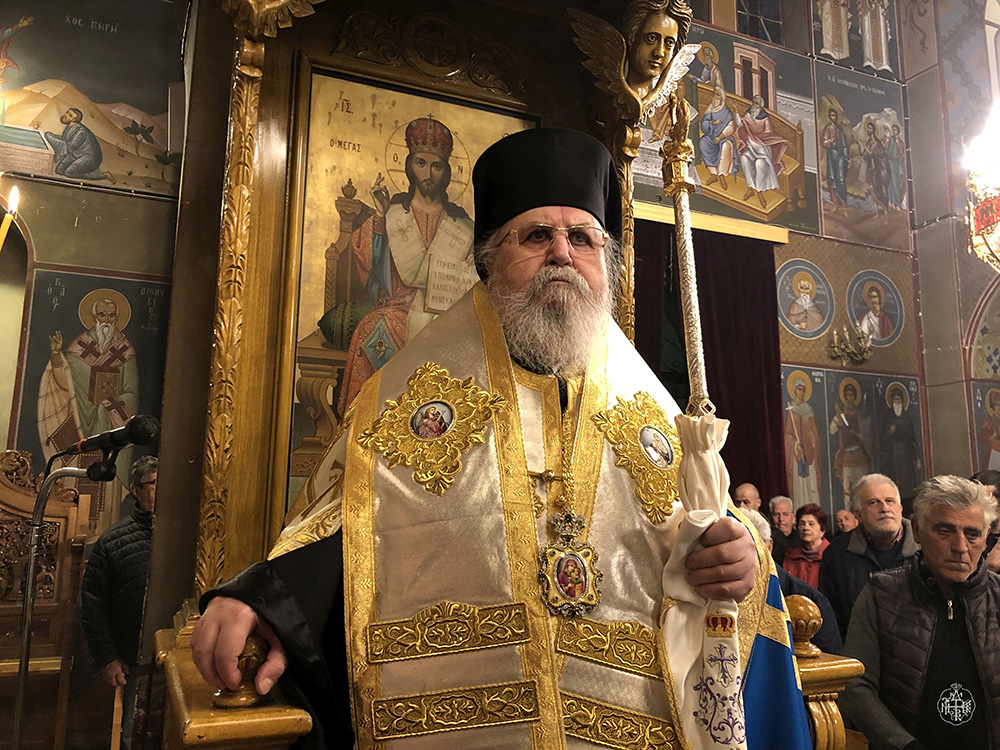 ΑΡΧΙΕΡΑΤΙΚΟΣ ΕΣΠΕΡΙΝΟΣ ΣΤΟΝ ΠΑΝΗΓΥΡΙΖΟΝΤΑ ΙΕΡΟ ΝΑΟ ΕΥΑΓΓΕΛΙΣΜΟΥ ΤΗΣ ΘΕΟΤΟΚΟΥ-ΑΓΙΑΣ ΦΩΤΕΙΝΗΣ ΥΜΗΤΤΟΥ