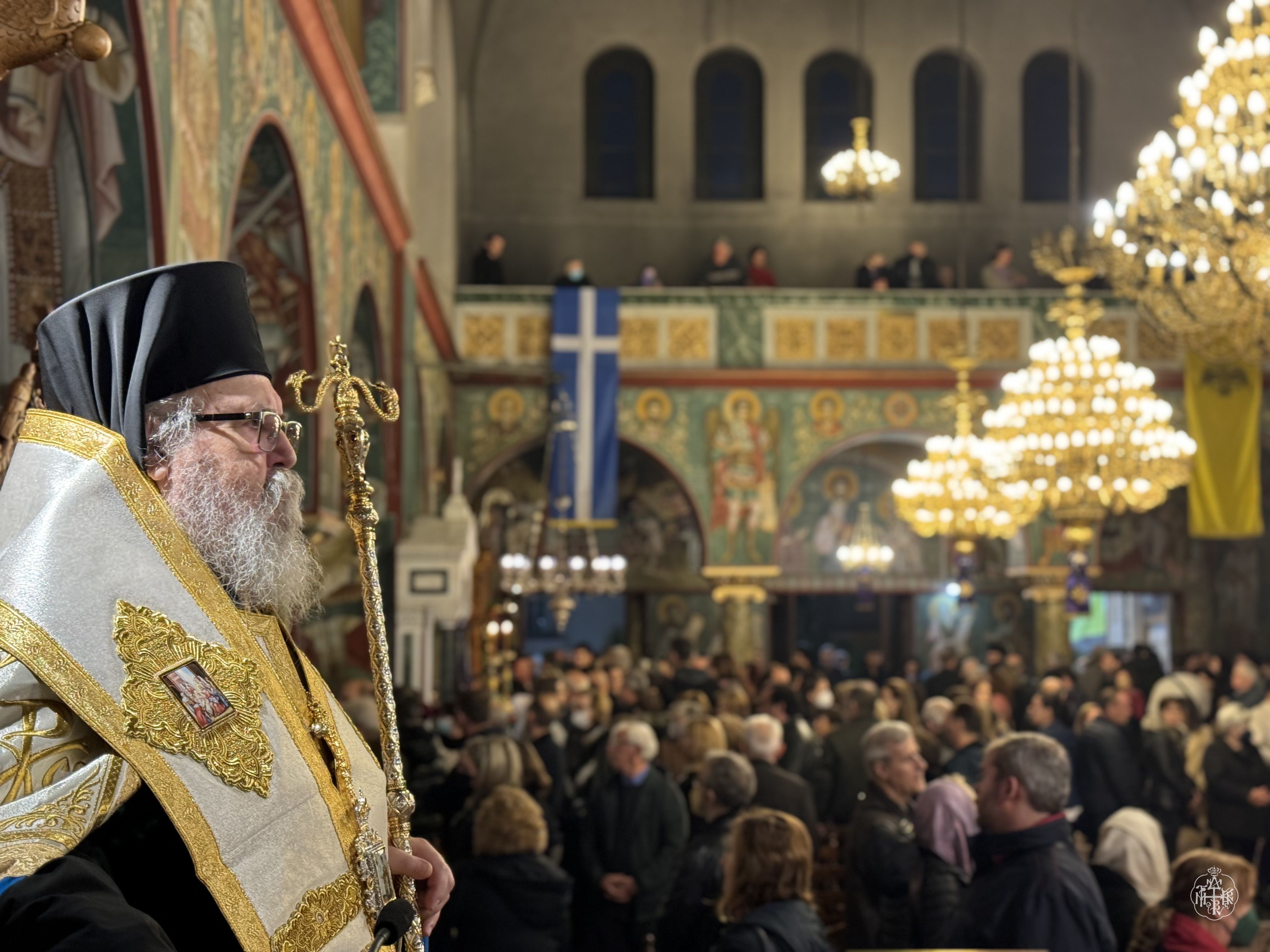 ΜΕΓΑΣ ΑΡΧΙΕΡΑΤΙΚΟΣ ΕΣΠΕΡΙΝΟΣ ΣΤΟΝ ΠΑΝΗΓΥΡΙΖΟΝΤΑ ΜΗΤΡΟΠΟΛΙΤΙΚΟ ΙΕΡΟ ΝΑΟ ΑΓΙΟΥ ΝΙΚΟΛΑΟΥ ΚΑΙΣΑΡΙΑΝΗΣ